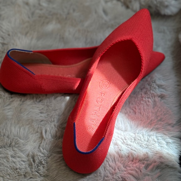 Rothy’s The Point Shoes - 7.5 in Flame (discontinued color) - Picture 6 of 6